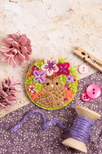 Hawthorn Handmade - Tawny Owl Felt Craft Kit