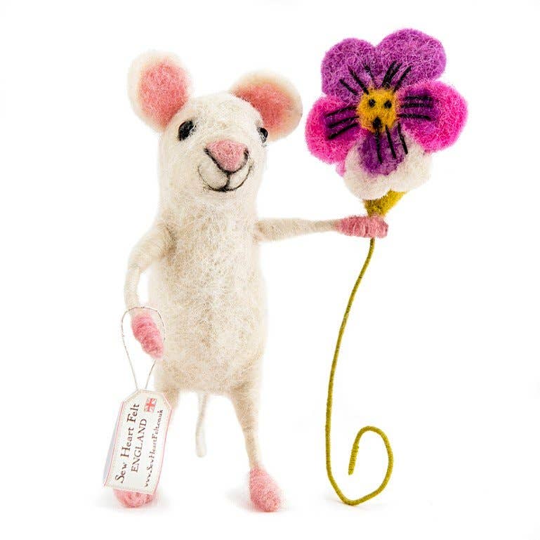 Sew Heart Felt - White Mouse holding Pansy